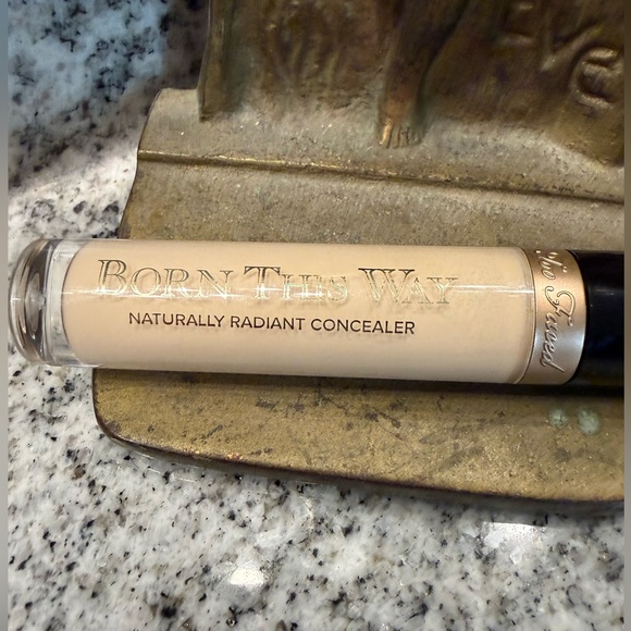 Too Faced Other - Too Faced Born This Way Naturally Radiant Concealer - Fairest